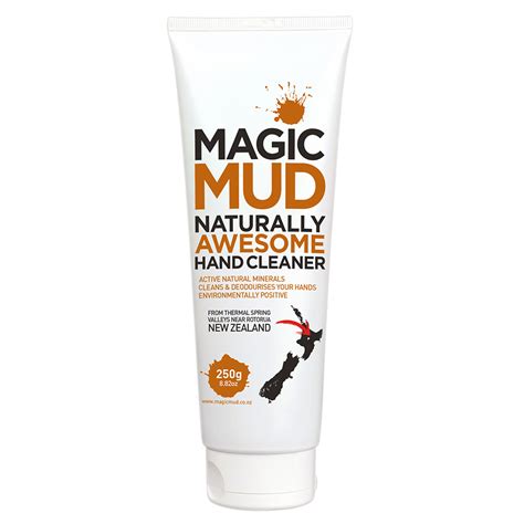 The art of keeping your hands clean: magic mud hand cleaner